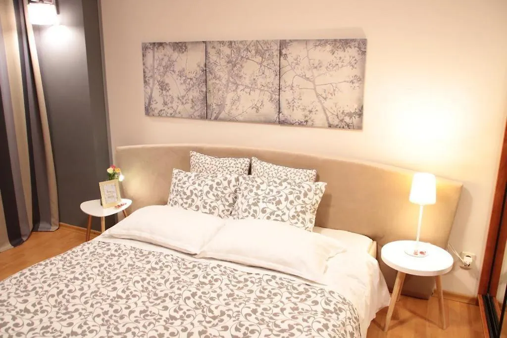 Eva Twin Apartments Bucureşti 0*,