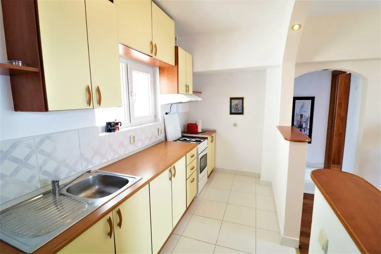 Eva Twin Apartments 부쿠레슈티